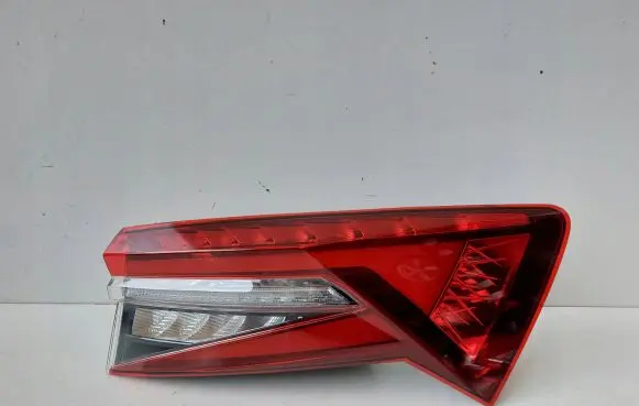 Skoda Kodiaq Rear/tail lights 565945208B