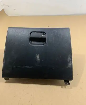 Honda HR-V Glove box