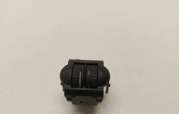 Volkswagen Golf V Headlight level height control switch 1K0941333