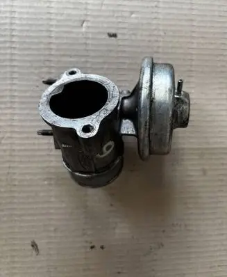 Ford Mondeo Mk III EGR valve