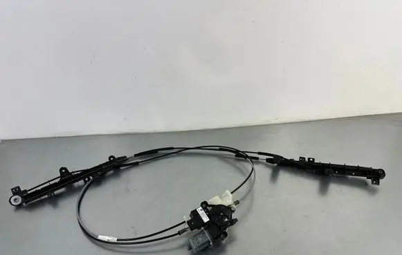 Volkswagen Touareg III Curtain motor 760863560A