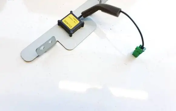 Antenna control unit