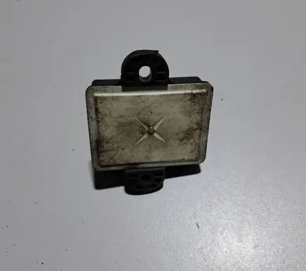 Mercedes-Benz E W212 Glow plug pre-heat relay A6519000900
