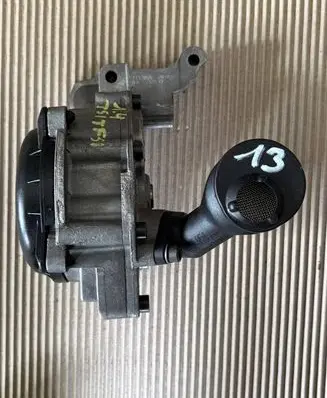 Volkswagen Golf Plus Oil pump 03C115105Q 03C105Q