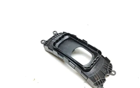 Maserati Levante Gear shifter surround trim plastic 100084234 26102015