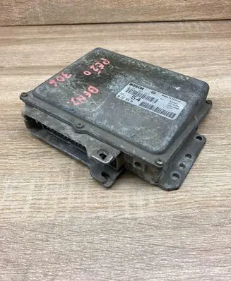 Peugeot 106 Engine control unit/module ECU 9623792680 0261203943