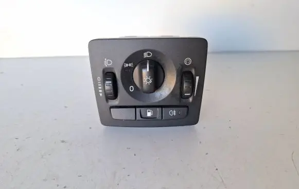 Volvo V50 Light switch 30669734