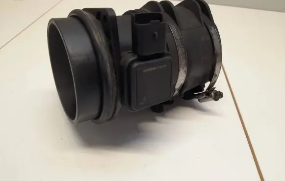 Volvo S40 Mass air flow meter 5wk97002