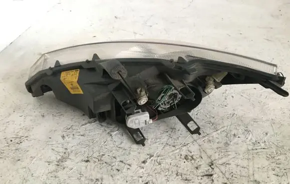 Ford Focus Headlight/headlamp