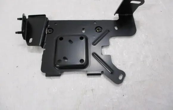 Peugeot Expert Radiator mount bracket 9677679480