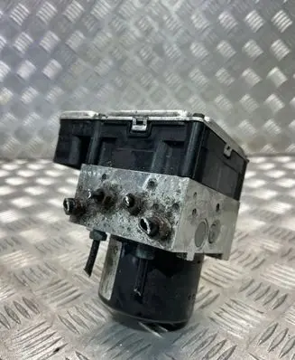 BMW X3 F25 ABS Pump 6851087