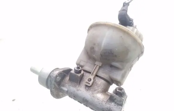 Volkswagen PASSAT B4 Master brake cylinder 1H1611307A