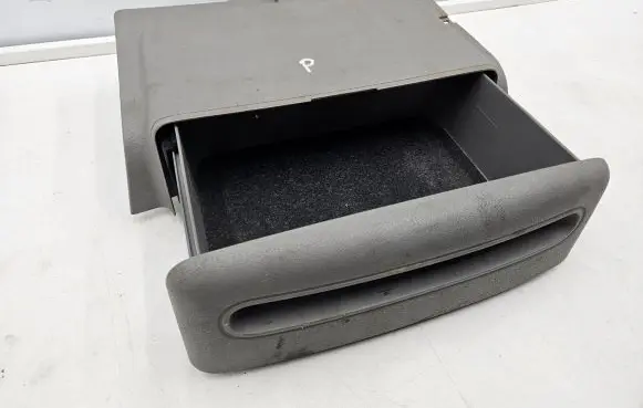 Renault Scenic I Glove box 7700433406