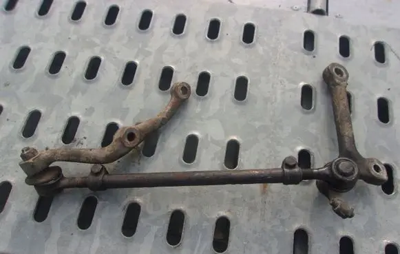 Mercedes-Benz S W126 Steering tie rod boot 111VVV