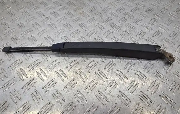 Volkswagen PASSAT B7 Rear wiper blade 