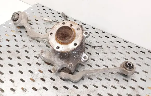 BMW 1 E81 E87 Front wheel hub 6764443