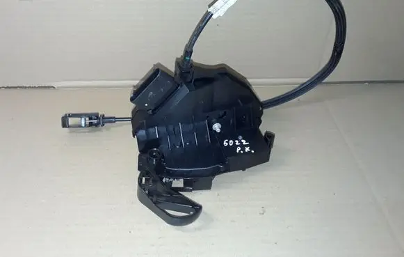 Ford C-MAX II Front door lock AM5AU21813DC
