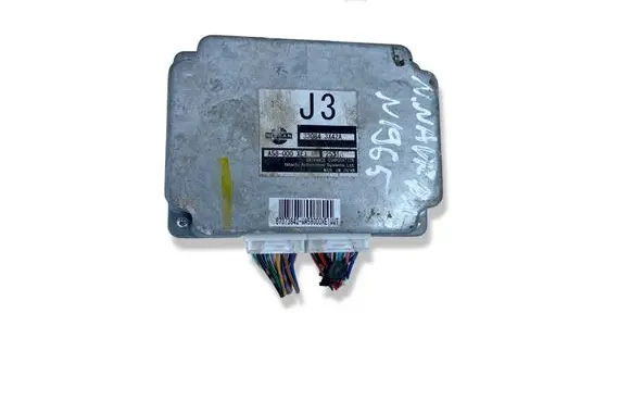 Nissan Navara Transfer box differential control unit 330843X42A