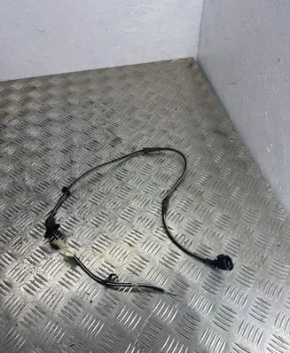 Audi Q3 8U Front ABS sensor wiring 