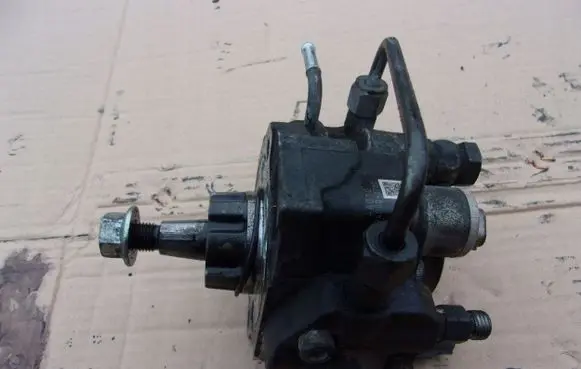 Subaru Forester SH Fuel injection high pressure pump 294000