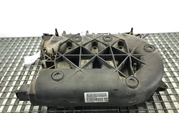 Chrysler Pacifica Intake manifold P04892630AB