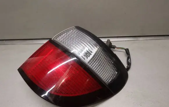 Mazda 626 Rear/tail lights R2265