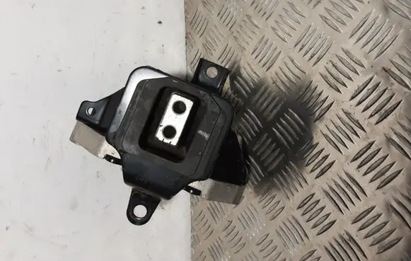 Hyundai Tucson LM Gearbox mount 21830D3100