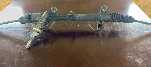 Toyota Corolla Verso AR10 Steering rack