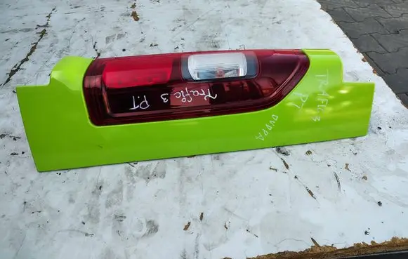 Renault Trafic III (X82) Rear/tail lights
