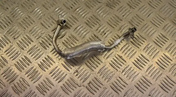 BMW 1 F20 F21 Turbo turbocharger oiling pipe/hose 7643094