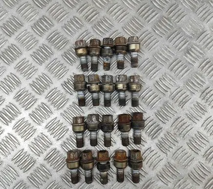 Porsche 911 996 Nuts/bolts 99636120300