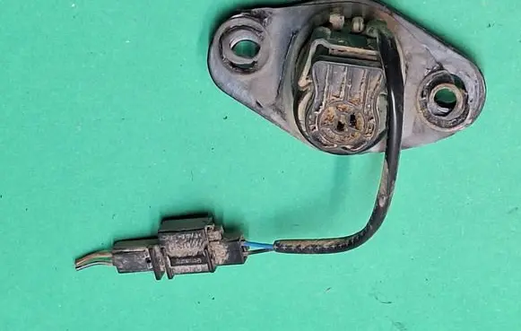 Volkswagen Caddy Sliding door sensor 2k0843639