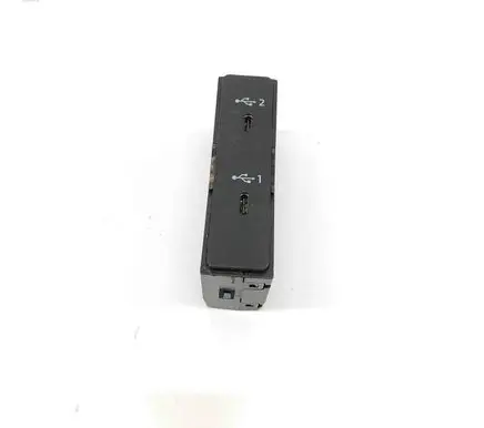 Audi Q3 F3 USB socket connector 83A035736A