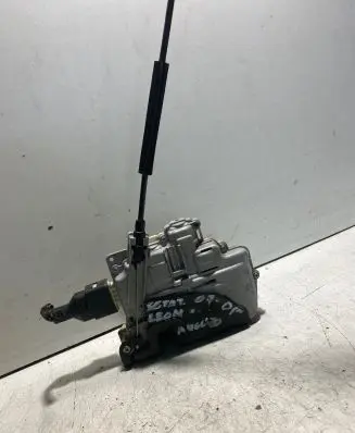 Seat Leon (1P) Front door lock