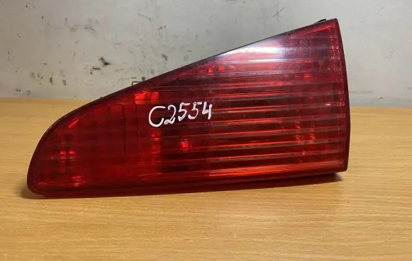 Peugeot 607 Rear/tail lights 2543D C2554