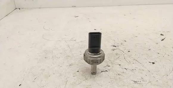 BMW 3 E90 E91 Exhaust gas pressure sensor 8507634 8370