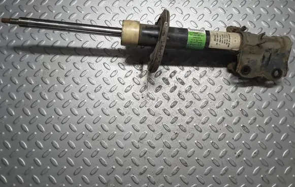 Front shock absorber/damper