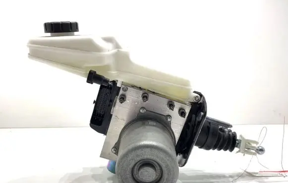 Land Rover Range Rover Evoque L551 Brake booster R8D22D522AF