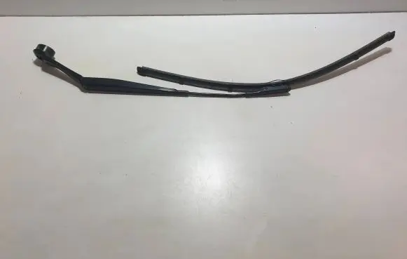 Ford Fusion II Windshield/front glass wiper blade DS7317C495AC