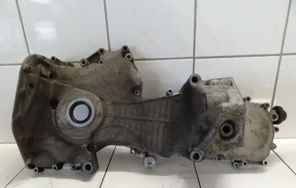 Skoda Fabia Mk1 (6Y) Timing chain cover 03D109211J