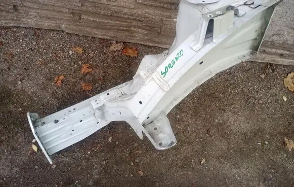 KIA Sorento Front quarter panel 