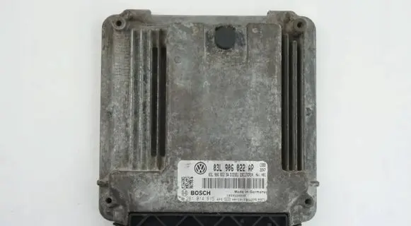 Skoda Superb B6 (3T) Engine control unit/module 03L906022AP 0281014615