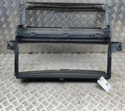 Volvo XC90 Intercooler air guide/duct channel 31383717 31353798