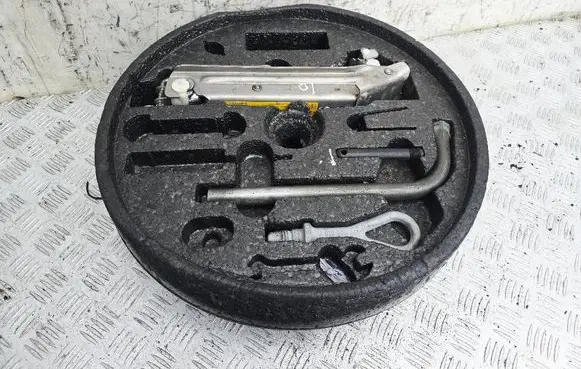 Audi TT Mk1 Tool box 8N0012109K 8N0011031B 8N0012219