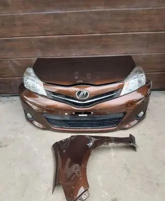 Toyota Yaris Front piece kit 