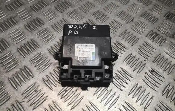 Mercedes-Benz B W245 Door control unit/module 1698207226 A1698207226