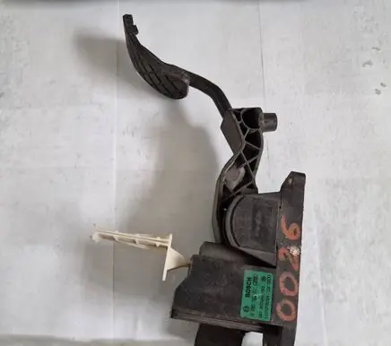 Seat Leon (1M) Accelerator throttle pedal 0280752211 1J2721503A 091300344YB3