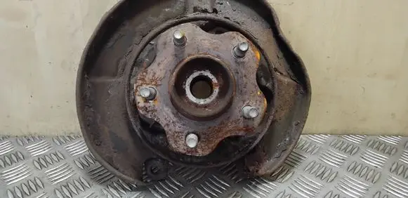 Nissan X-Trail T31 Rear wheel hub