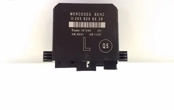 Mercedes-Benz C W203 Door control unit/module 2038206526