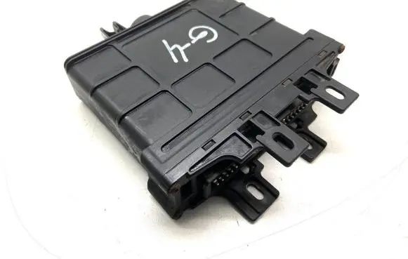 Audi A6 S6 C6 4F Gearbox control unit/module 01M927733FA 5DG00792107